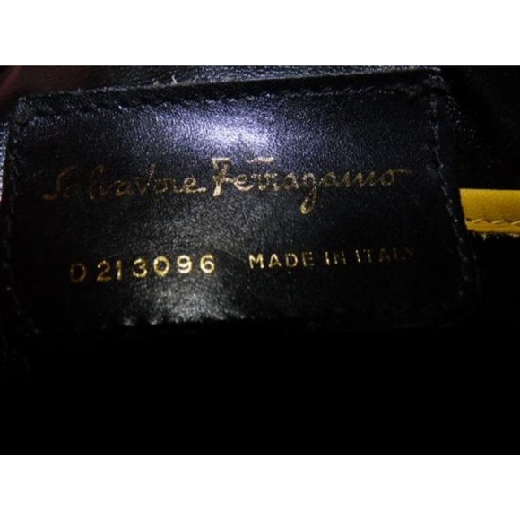 Salvatore Ferragamo Vintage Mustard Yellow Suede And Leather Crossbody - Picture 5 of 12